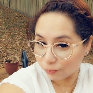 Meet your Posher, Beatrice